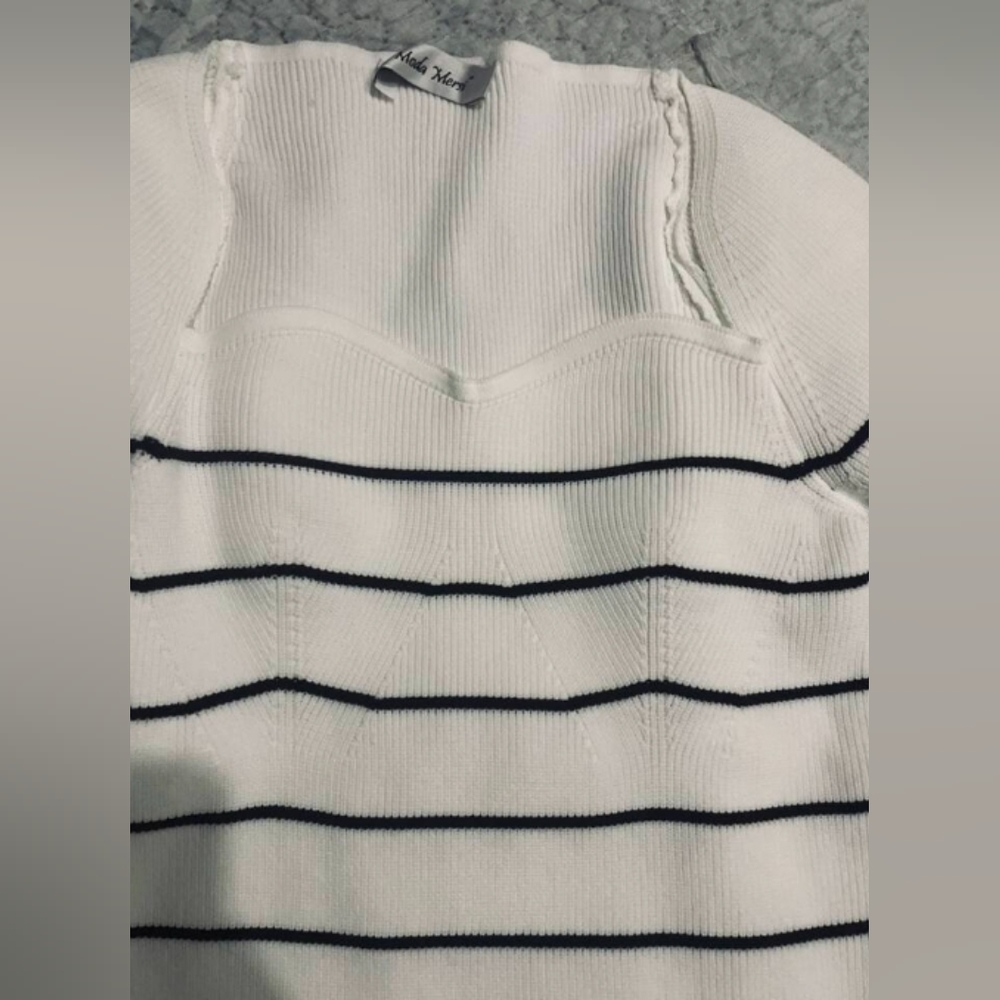 Striped Pattern Plunger Sleeve Pullover - image 5